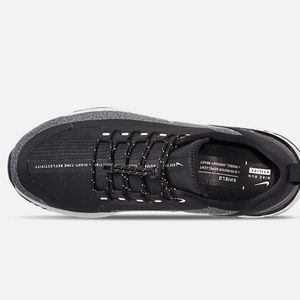 🤸‍ RUNNING SHOES NIKE ODYSSEY REACT SHIELD